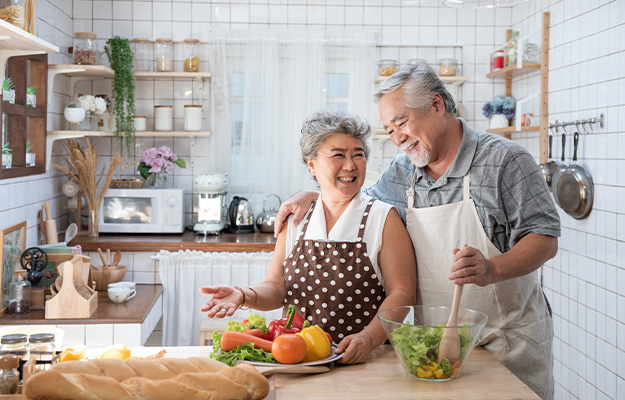 VGH-Happy-senior-couple-cooking-healthy-food-ss-Keep-Your-Eye-Health-In-Check